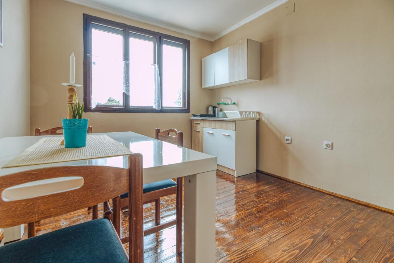Prenociste Noa Apartment Novi Banovci